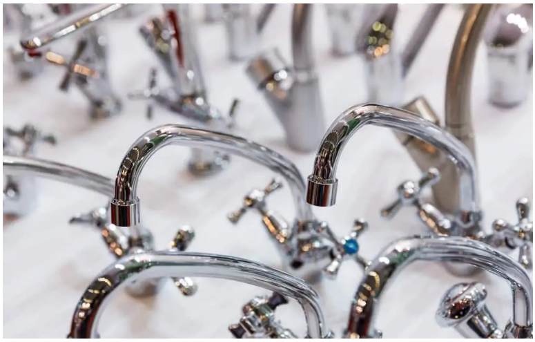 Pfister Vs Delta Faucets - Brand Comparison 1 Pfister Vs Delta Faucets - Brand Comparison - Blog - 1