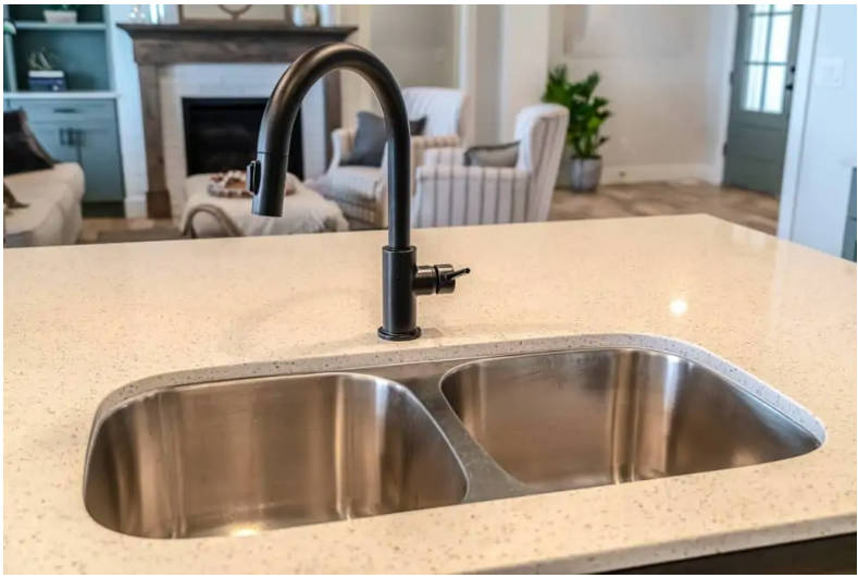 Why Is My Sink Leaking - How to Fix It 1 Why Is My Sink Leaking - How to Fix It - Blog - 1