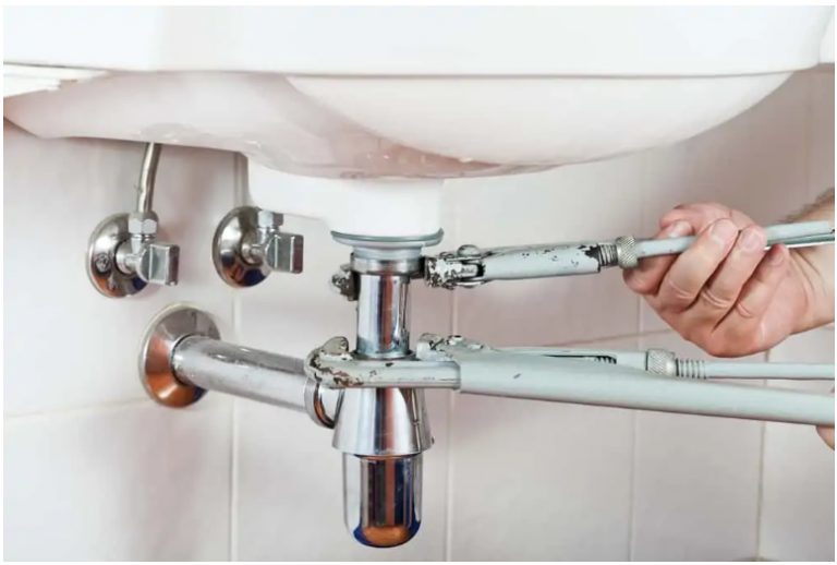 using plumbers putty on bathroom sink drain
