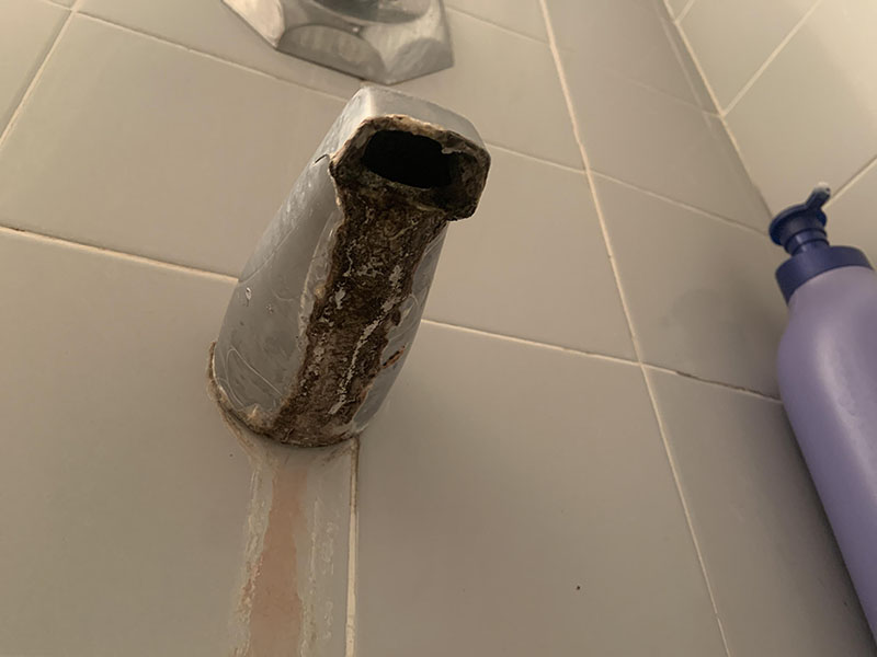 Why Is Black Substance Emerging From Bathtub Faucets - Blog - 3
