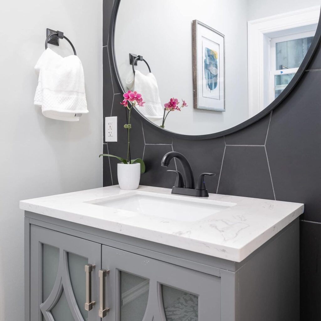 Widespread Vs. Centerset Faucets Key Differences And Pros & Cons